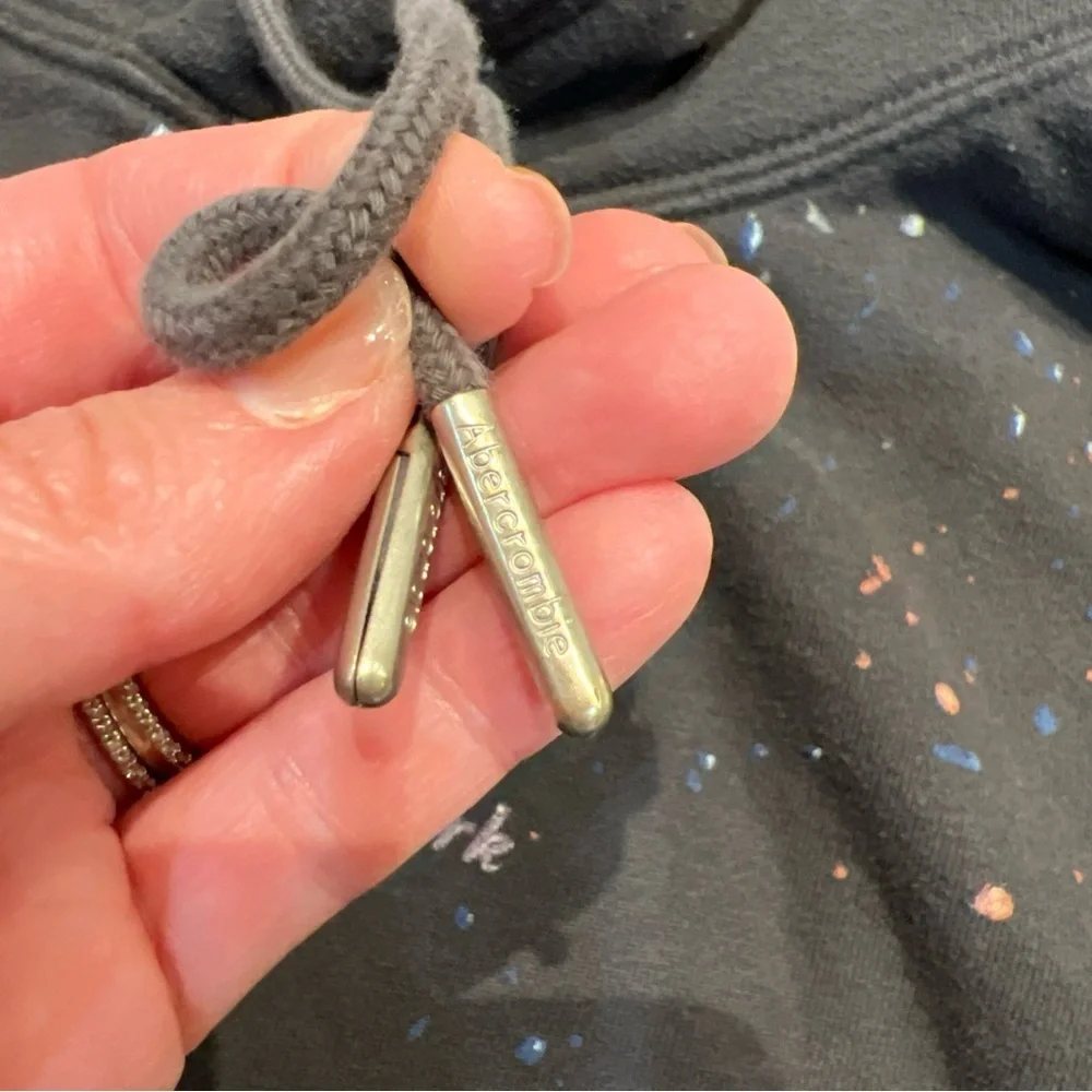 Abercrombie & Fitch Men's Black Speckled Hoodie - Picture 6 of 10